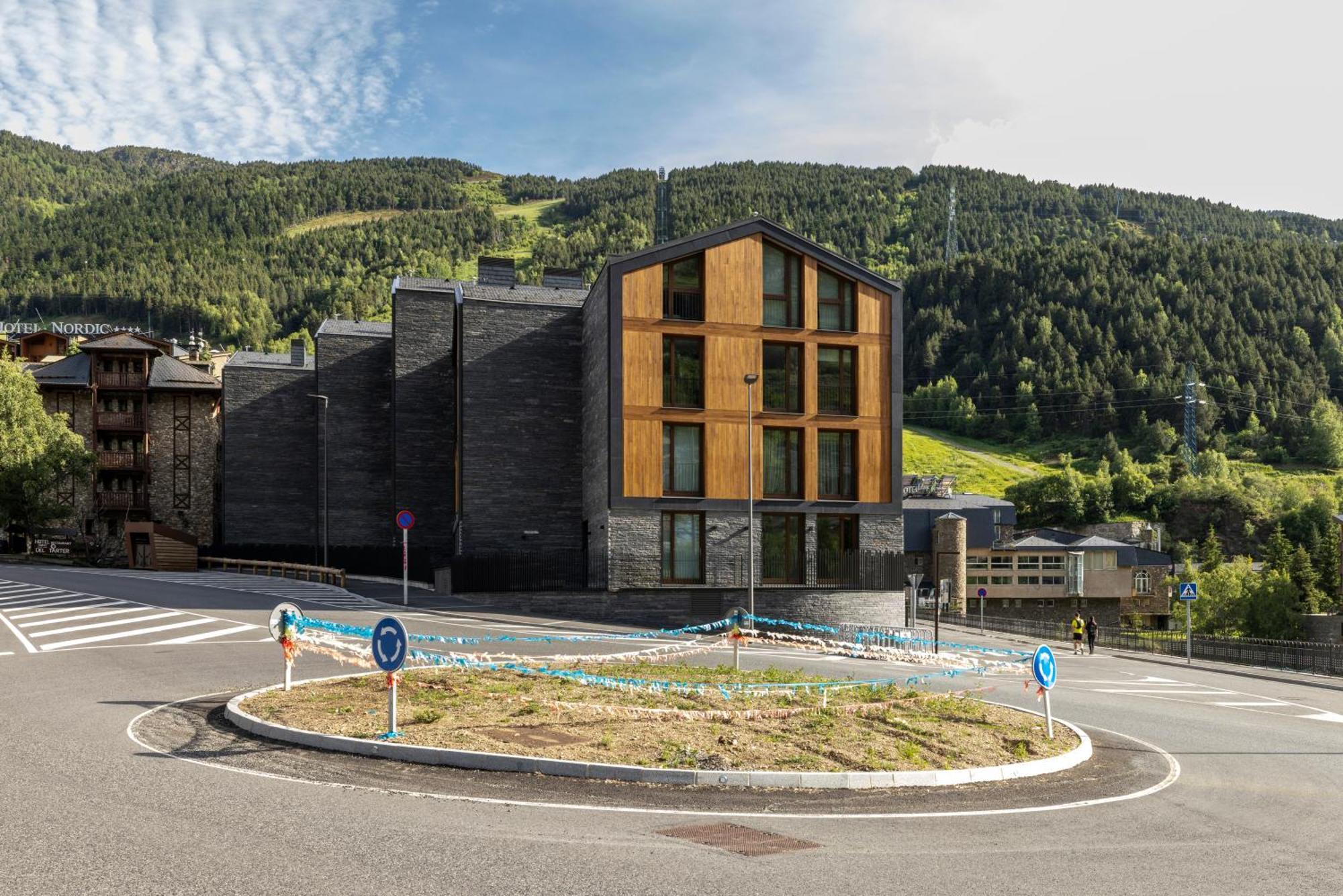 Un Diamante De Montana L A Pie De Pistas De Esqui - Gimnasio - Sauna - Piscina L 6Pax L By Bonesvacances El Tarter Exterior photo